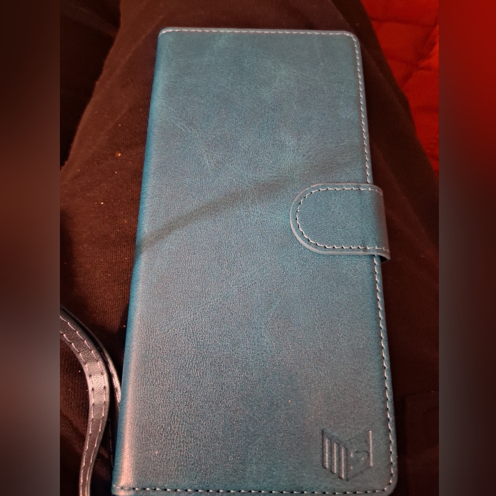 NWOT Teal Phone Wallet